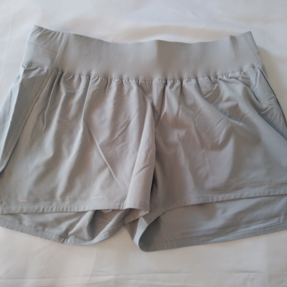 Asics lite show 3.5 in short size XL gray nwt